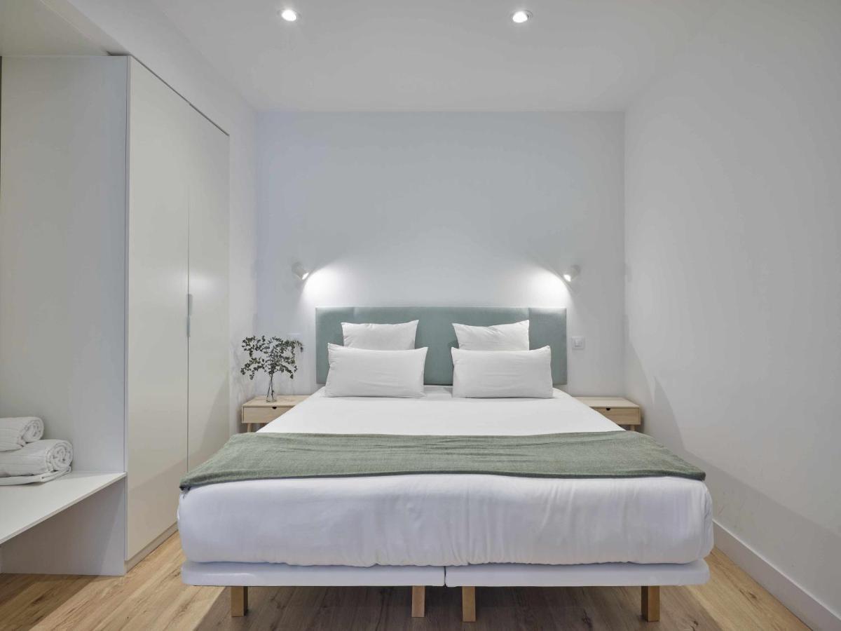 Paseo Suites Hotel Мадрид Екстериор снимка