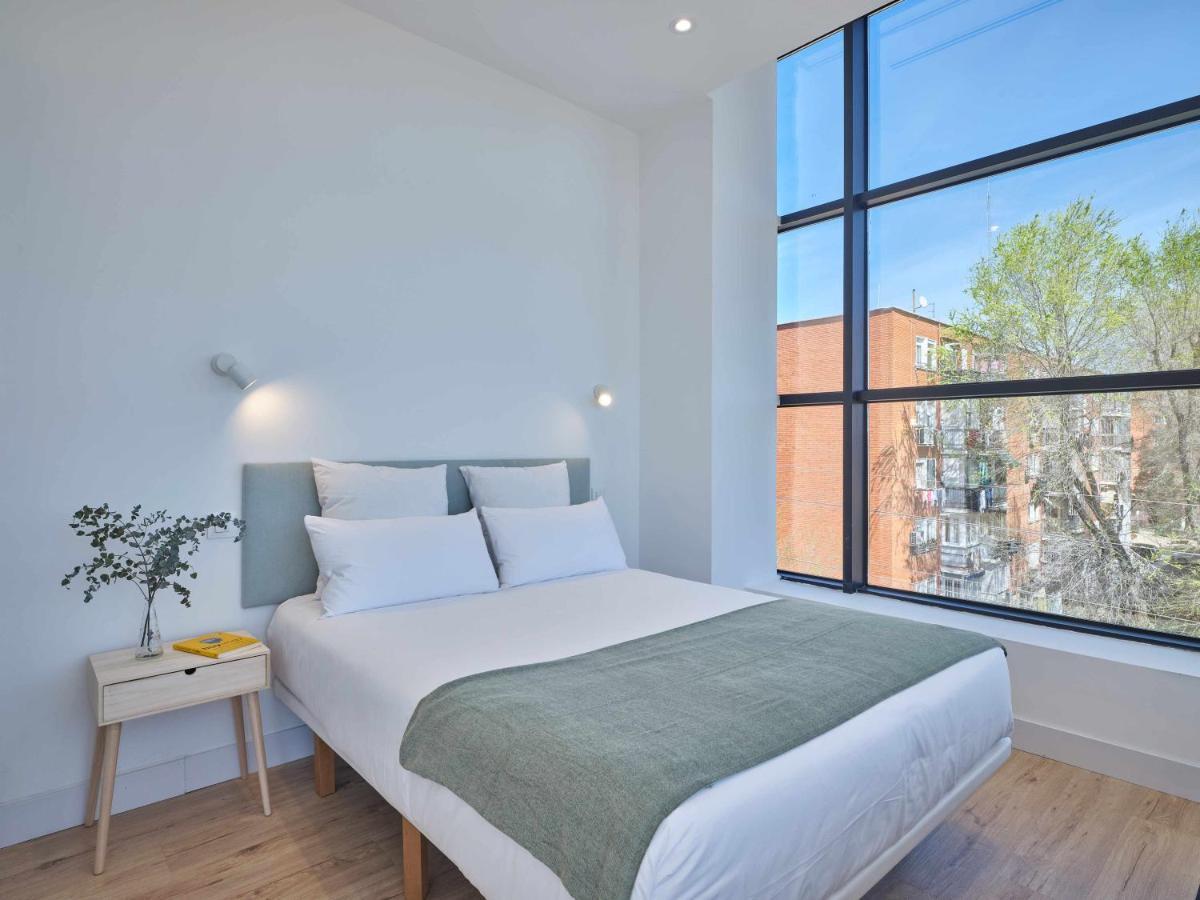 Paseo Suites Hotel Мадрид Екстериор снимка
