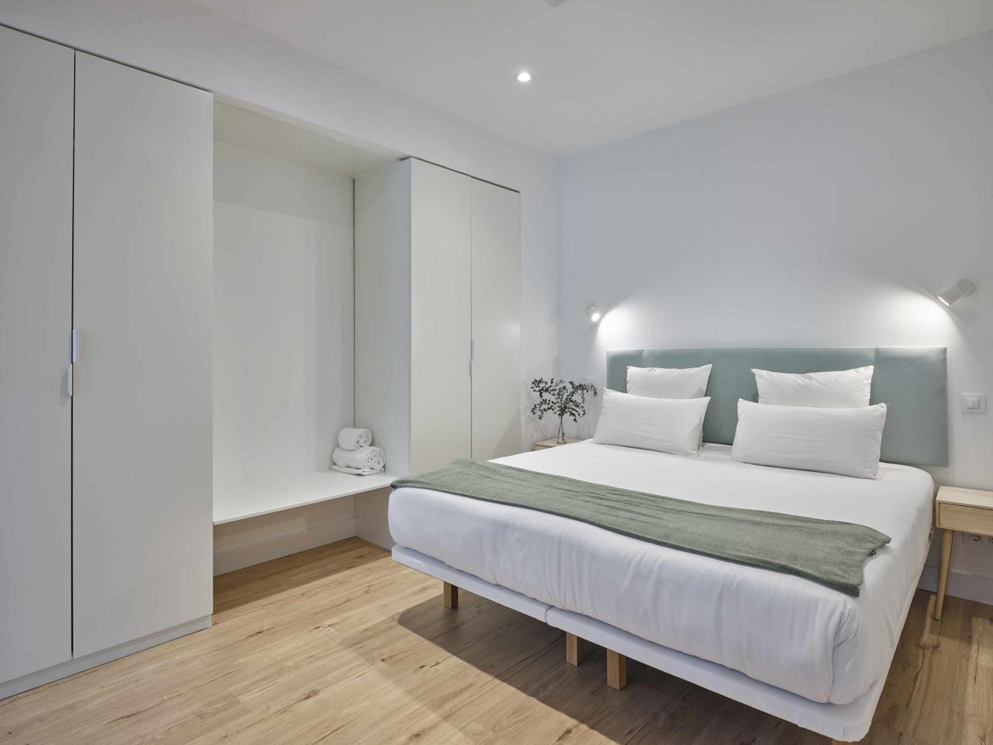 Paseo Suites Hotel Мадрид Стая снимка