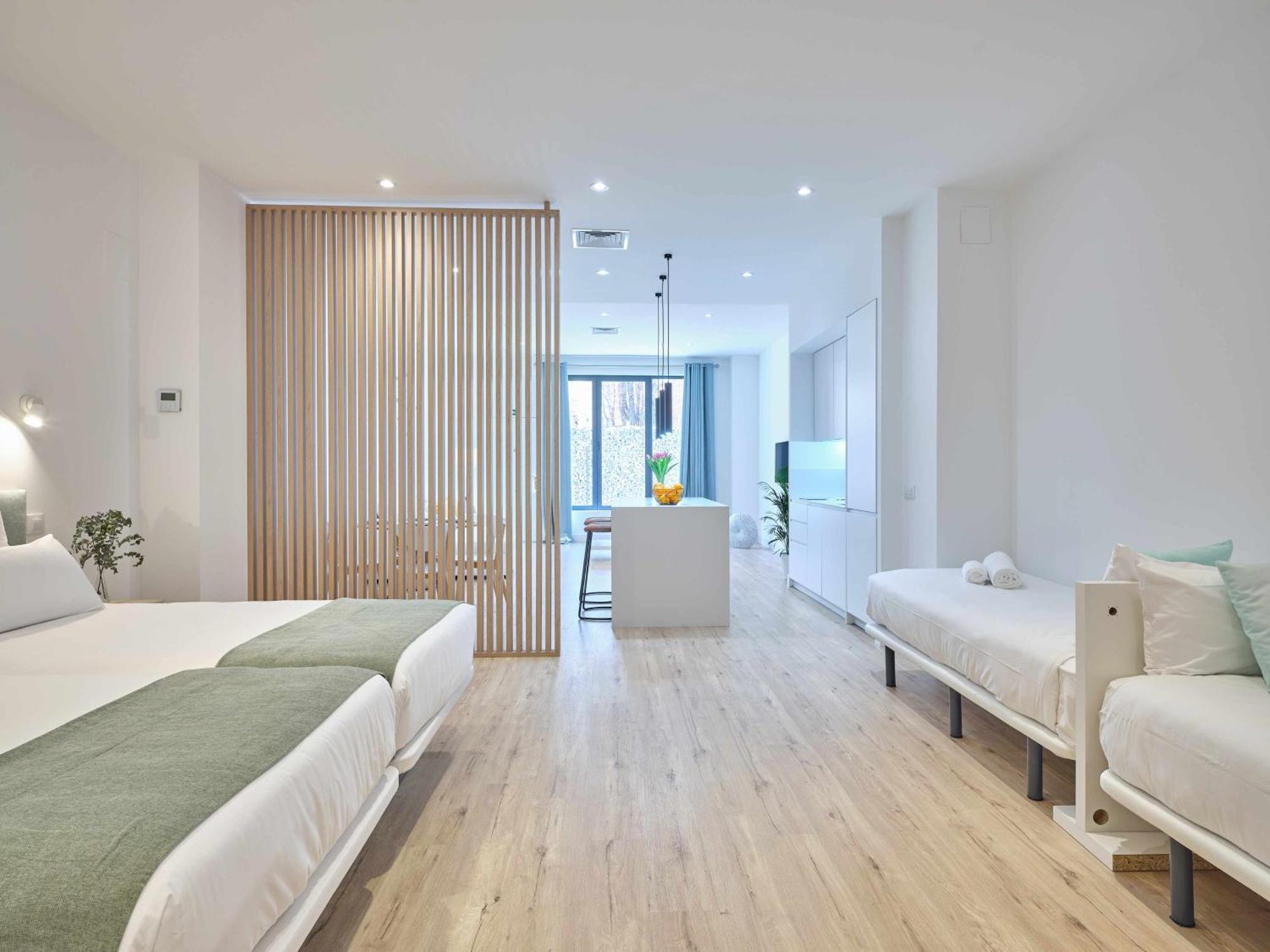 Paseo Suites Hotel Мадрид Стая снимка